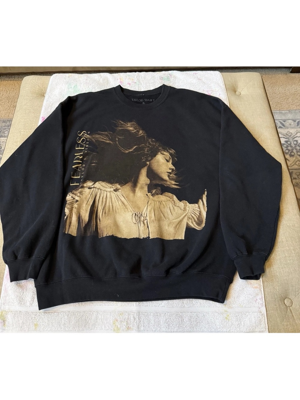 Taylor Swift “Fearless” Taylor’s Version Album Cover Crewneck Sweatshirt XL